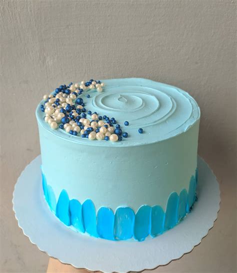 bolo azul claro